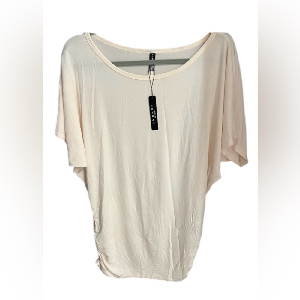 NWT Made by Johnny XL round neck short sleeve soft cream tunic with ruched sides